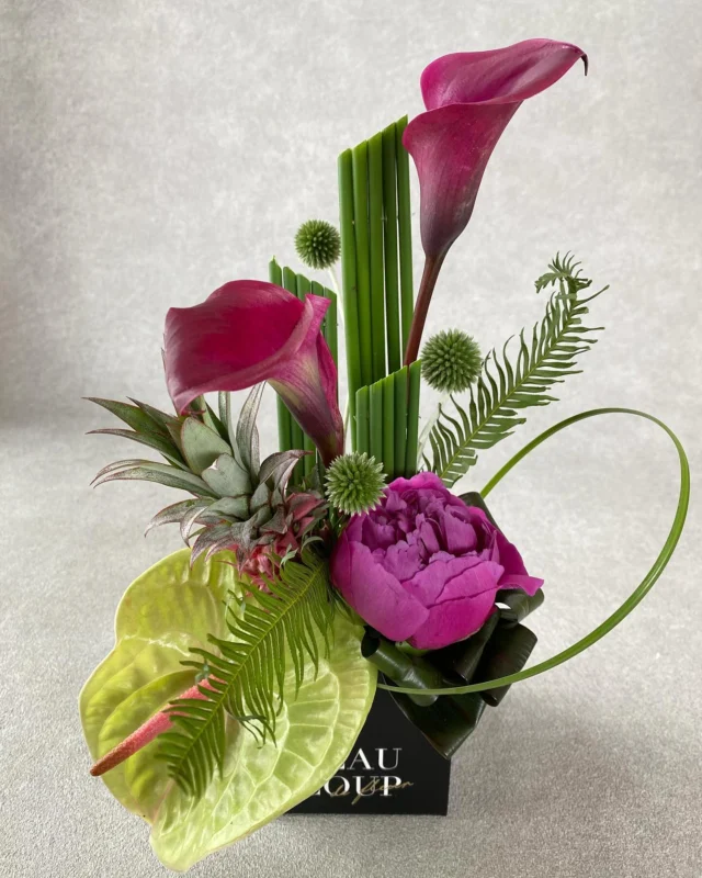 ドライフラワー❇️ロビンとアレカヤシ❣️ ドライフラワー❇️ロビンとアレカヤシ❣️ - メルカリ